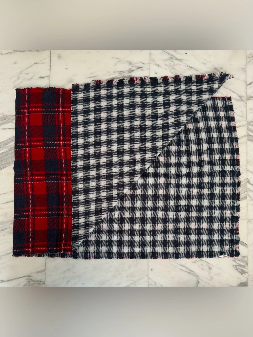 Abercrombie & Fitch Plaid Navy Blue & Red Winter Fringe Scarf